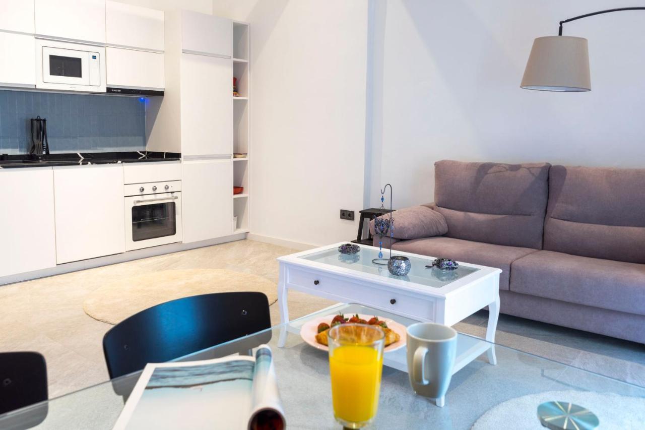 Acogedor Apartamento En Pleno Centro De Malaga By Sharingco Apartment Exterior photo