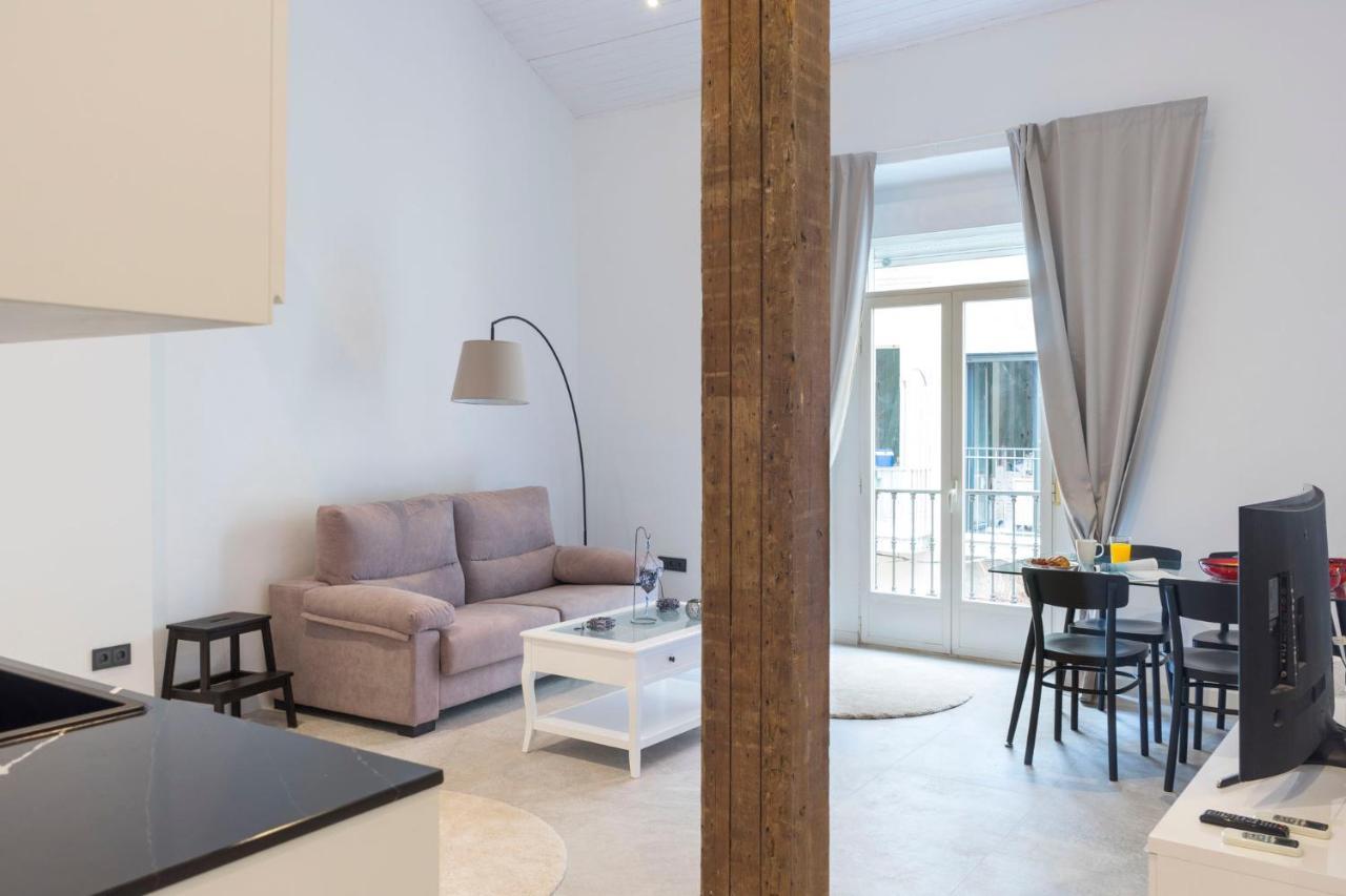 Acogedor Apartamento En Pleno Centro De Malaga By Sharingco Apartment Exterior photo