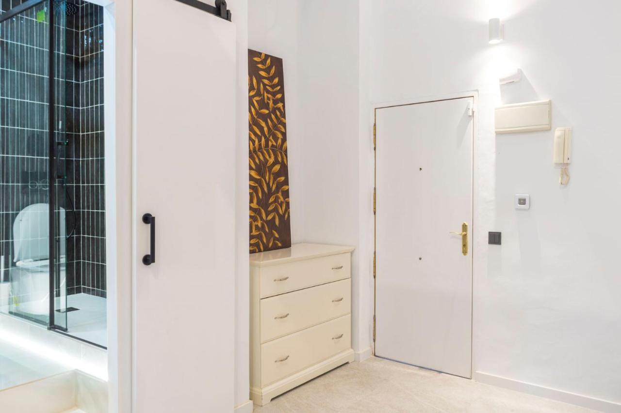 Acogedor Apartamento En Pleno Centro De Malaga By Sharingco Apartment Exterior photo
