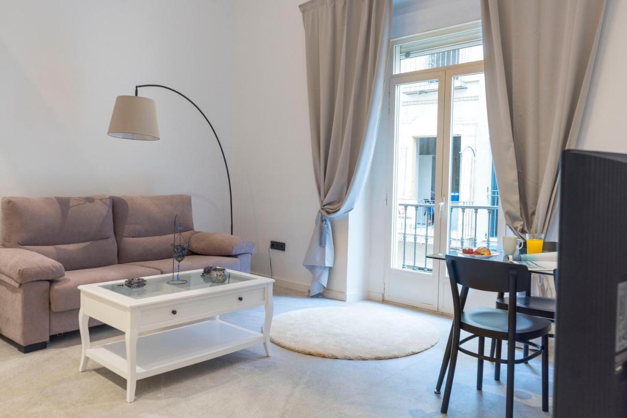 Acogedor Apartamento En Pleno Centro De Malaga By Sharingco Apartment Exterior photo